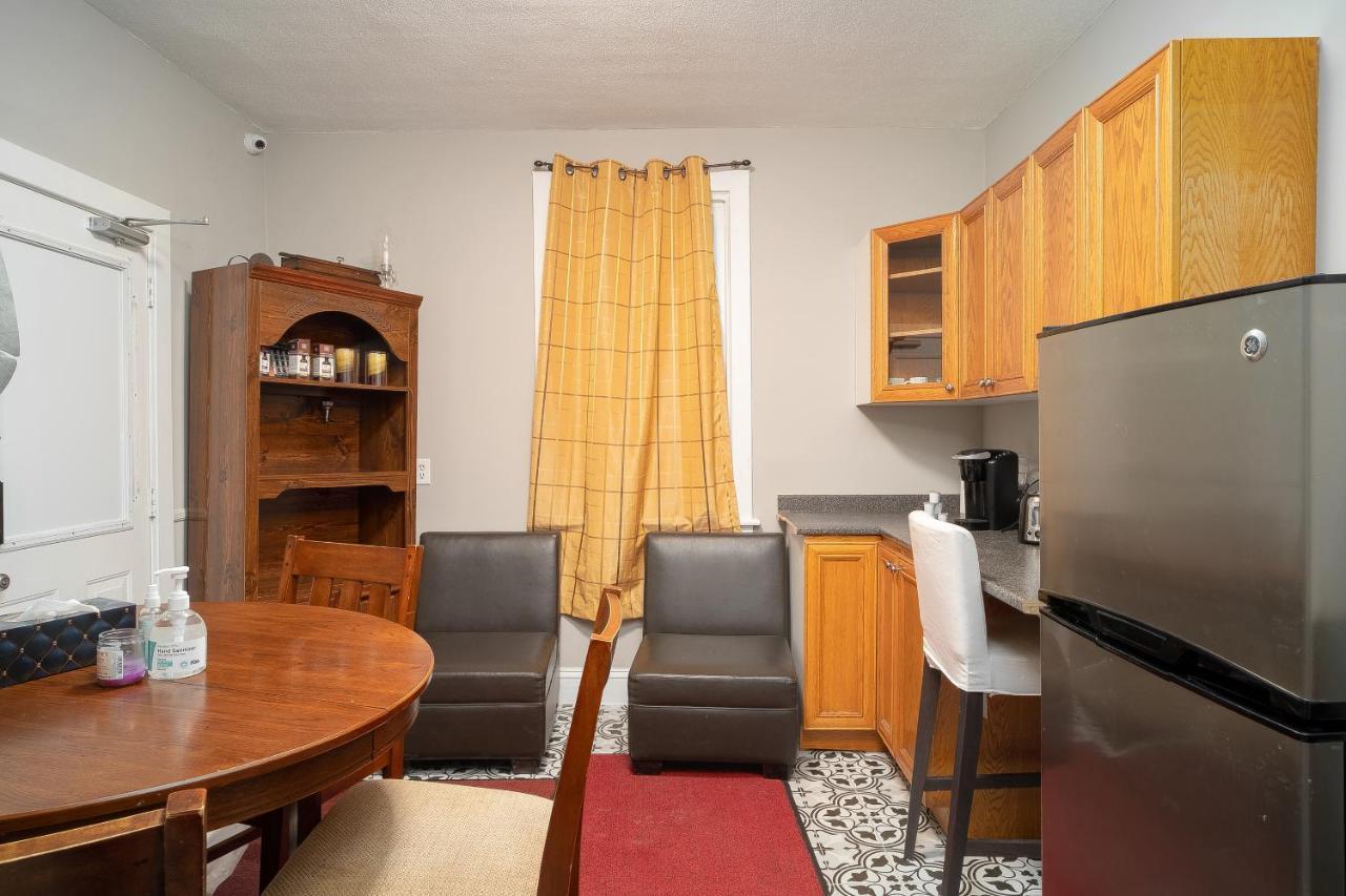 Room #2 Downtown Оттава Екстер'єр фото